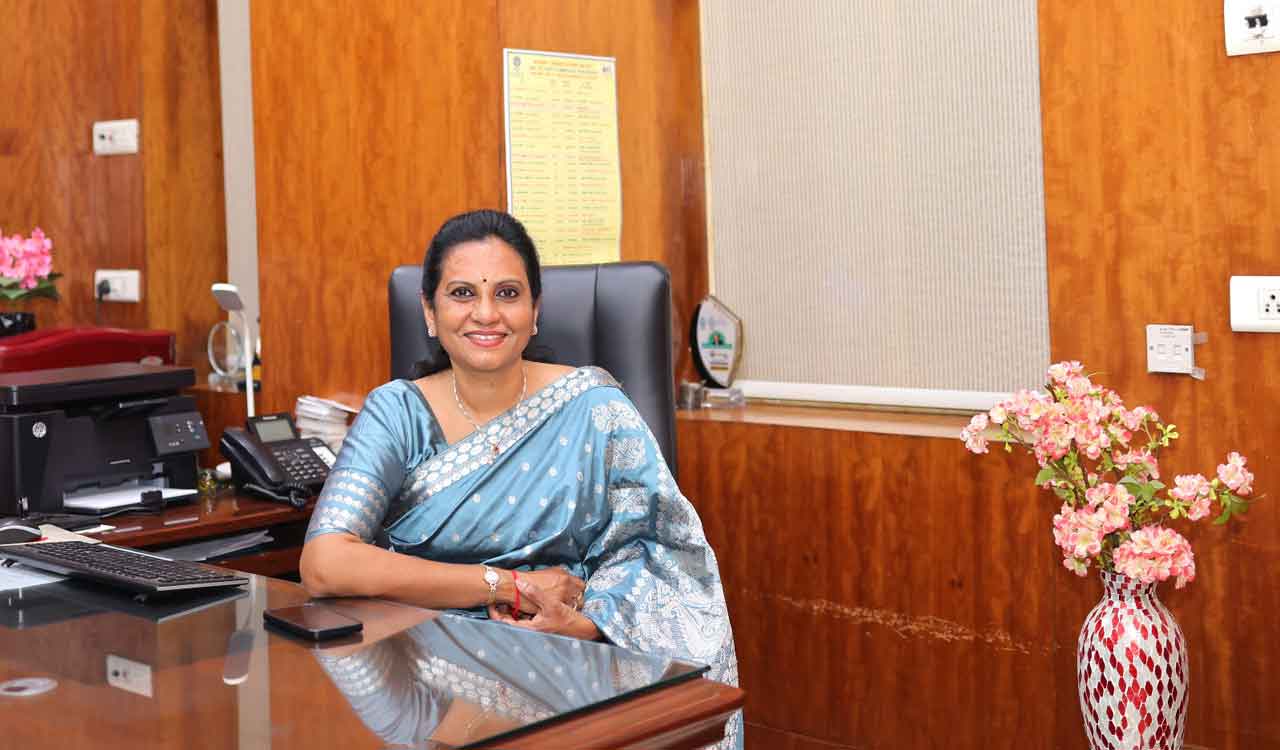 Dr Shailaja of IICT becomes first women to be designated as Distinguished Scientist at CISR Headquarters