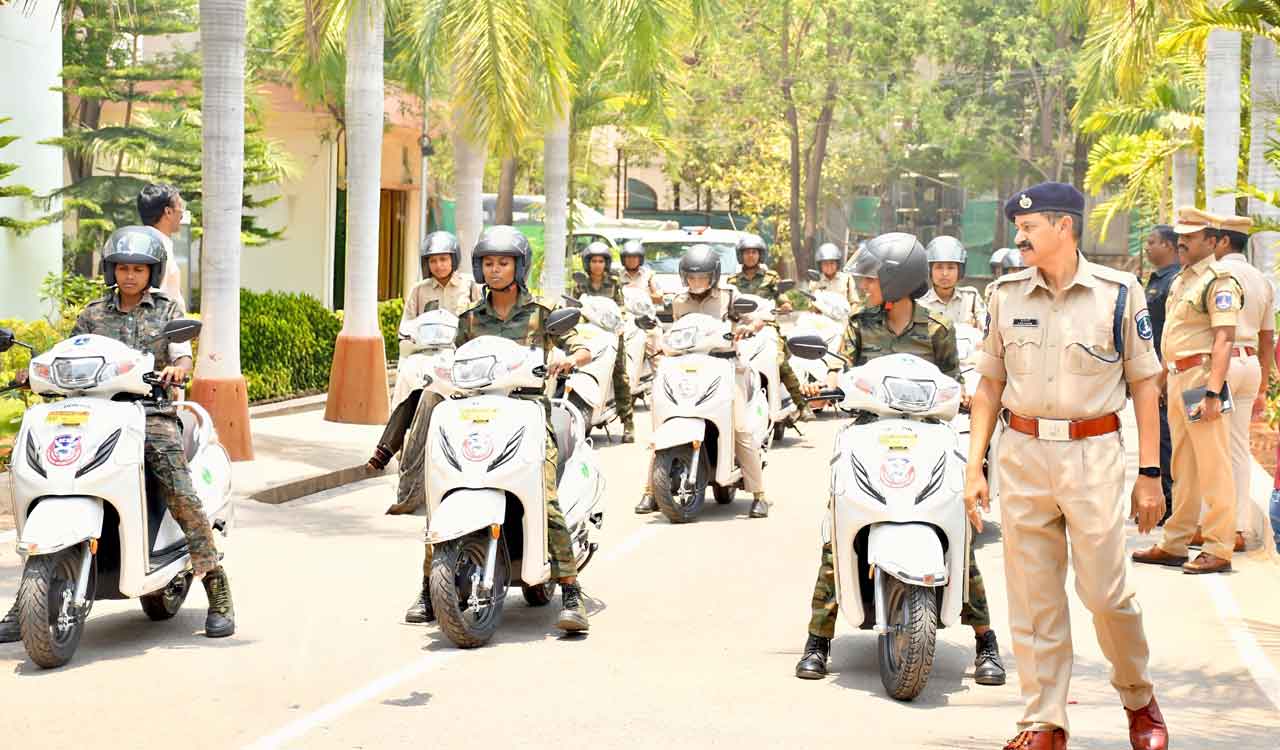 Scooters given to Cyberabad She Teams
