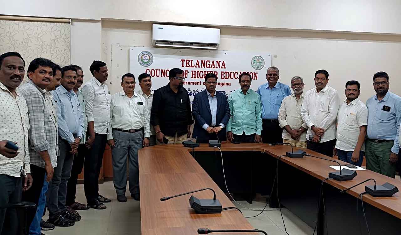 Telangana private degree colleges call off strike, decide to cooperate for semester exams