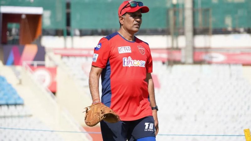 We were inconsistent in Middle-overs, says Joshi