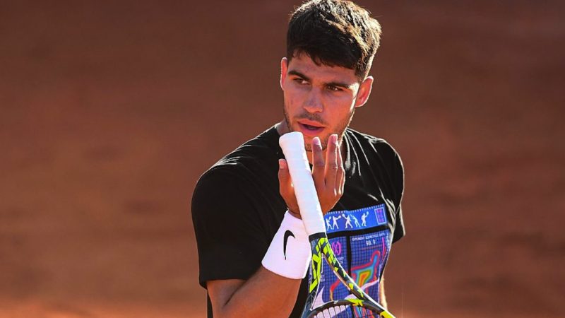 Italian Open: Alcaraz beats Lajovic, Sabalenka advances