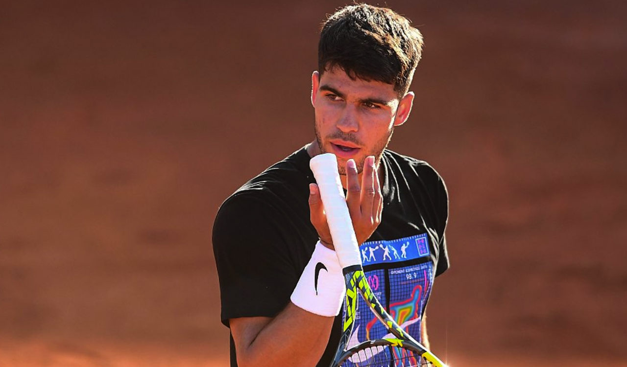 Italian Open: Alcaraz beats Lajovic, Sabalenka advances