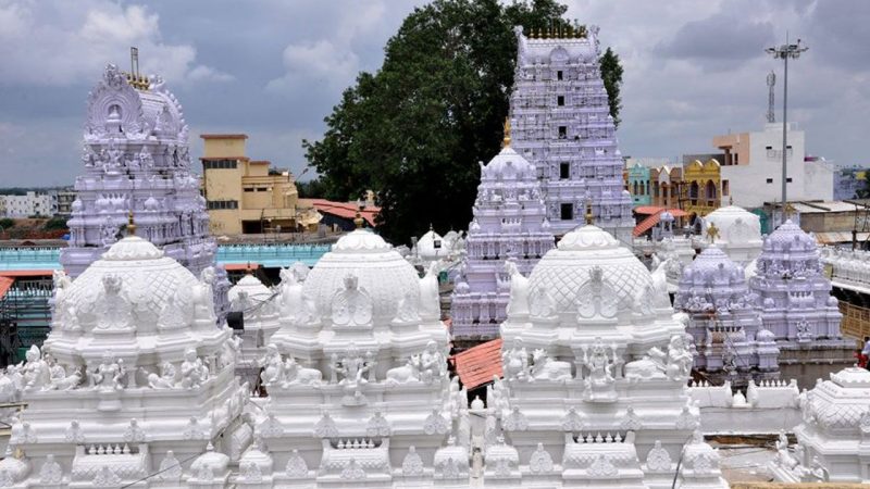 Sircilla: People oppose proposed closure of Vemulawada temple