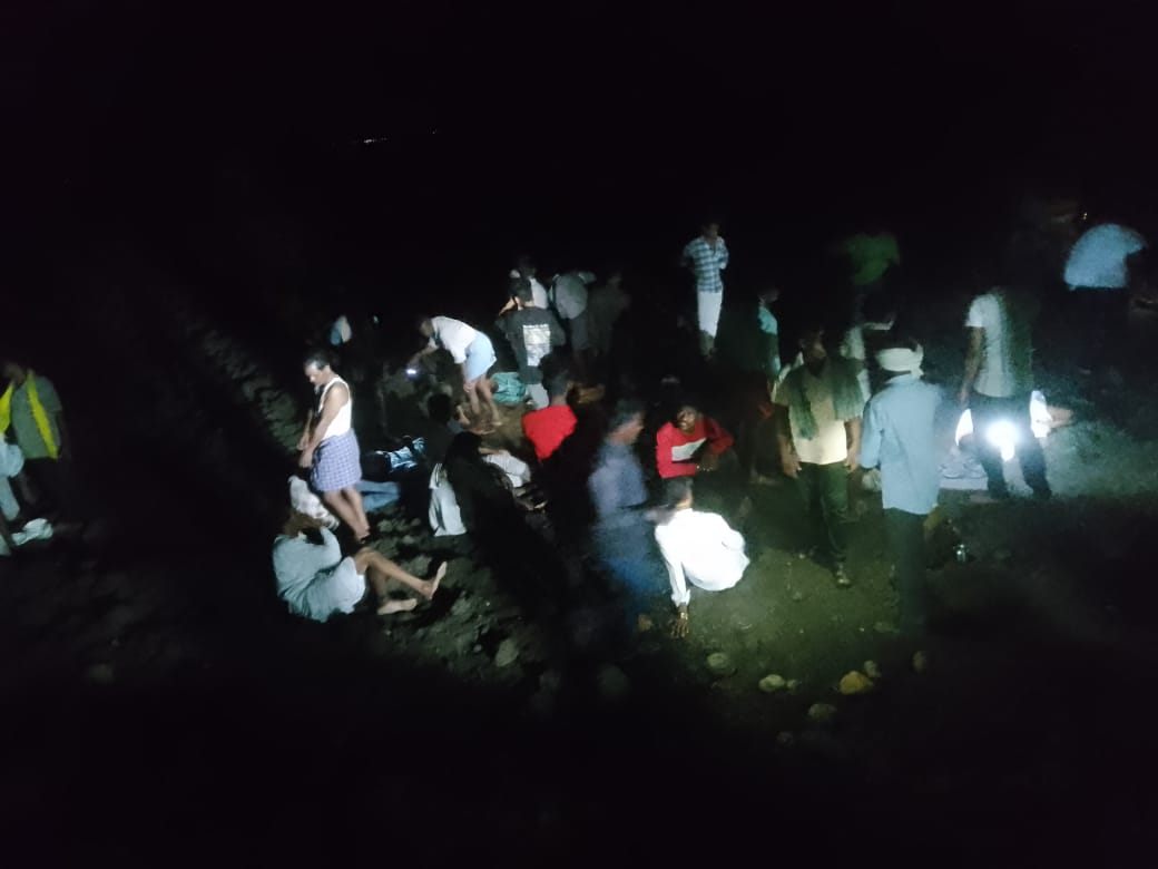 Telangana: Minivan carrying marriage party overturns in Adilabad; 30 Injured, 4 Critical