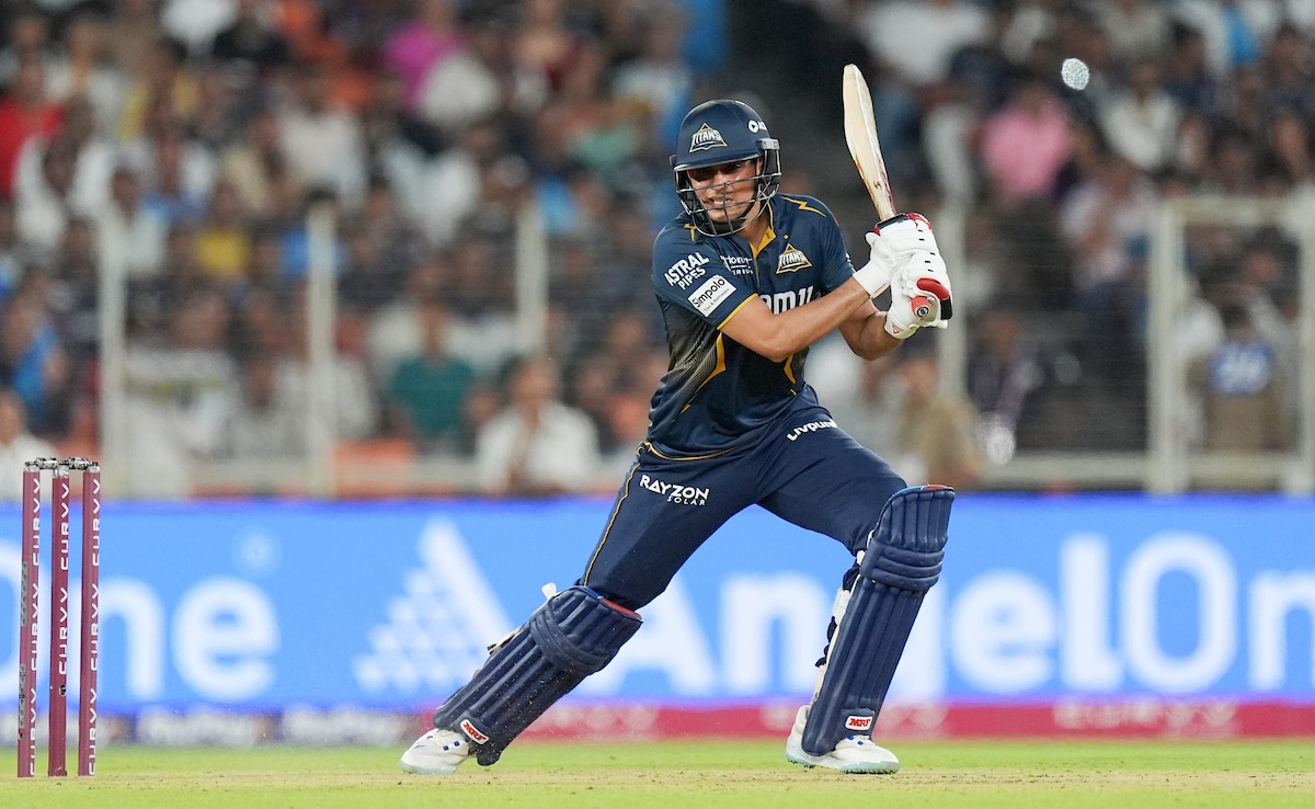 IPL LIVE: Gill 'Perplexed' After Controversial Dismissal; Commentators Say…