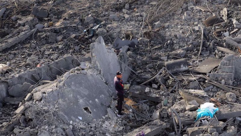 Israeli strikes kill over 100 in Gaza amid Trump’s tour of region