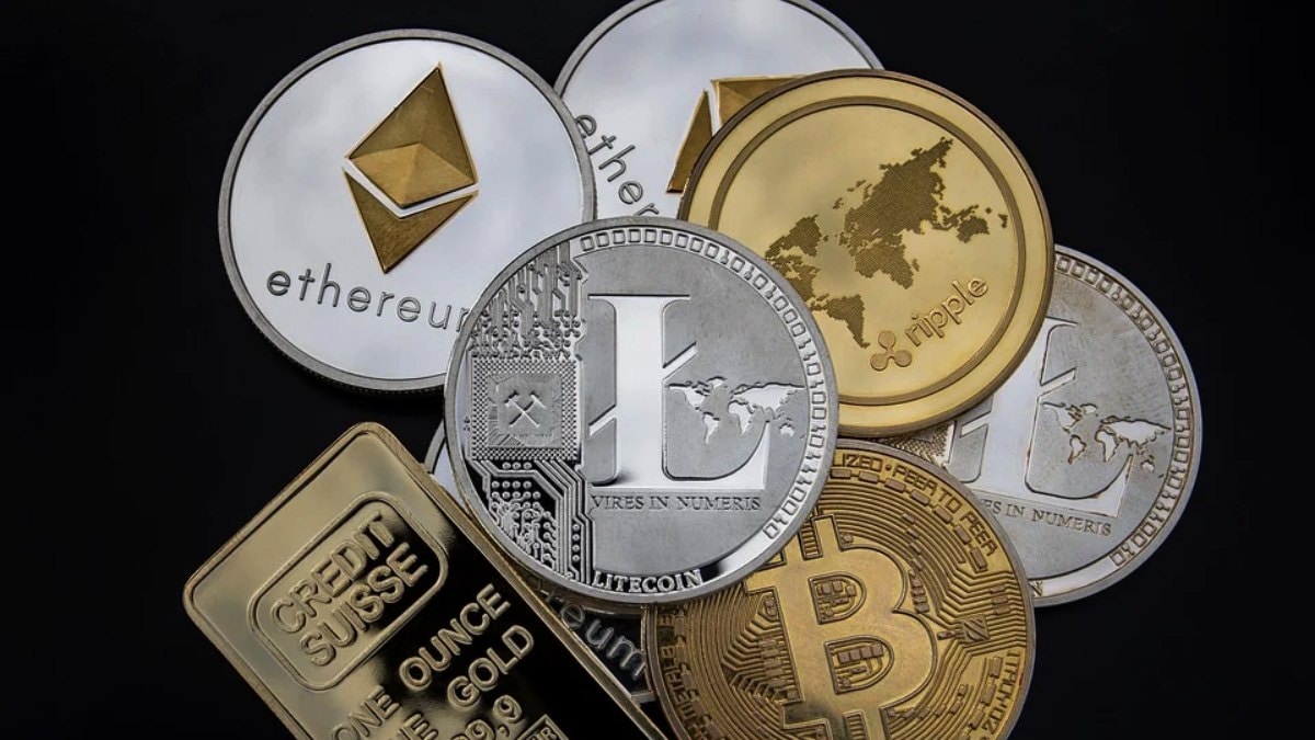 Bitcoin Price Drops Below $103,000 Amid Ongoing Market Uncertainty