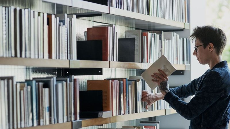 Best Part-Time Jobs for International Students In 2025