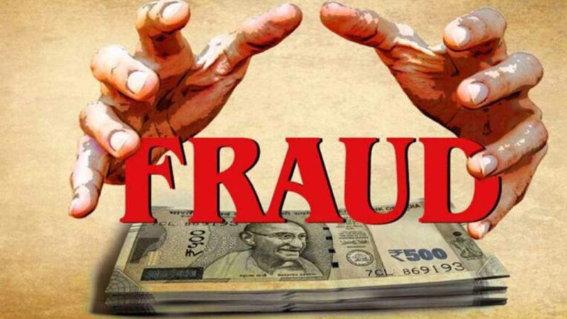 Telangana: Government employee dupes people online of Rs 40 crore in Peddapalli, goes absconding