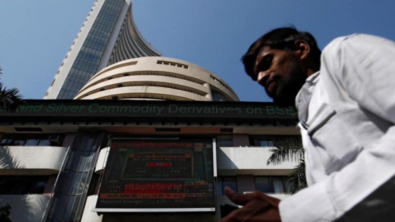 Sensex, Nifty Open Flat: Midcap Stocks Effects Amid Mixed Global Cues