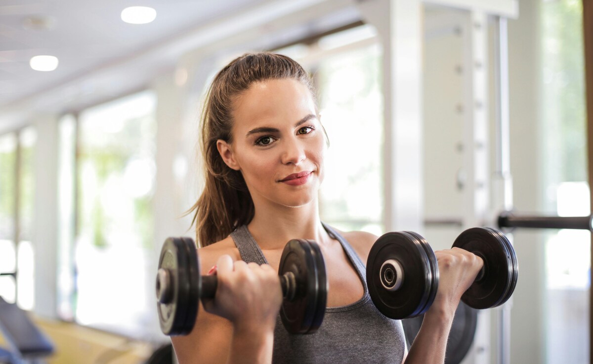 These Weight Training Exercises Will Help You Burn Arm Fat