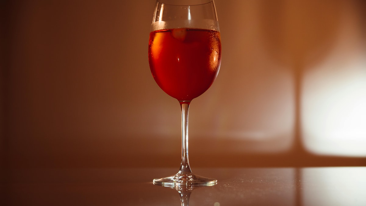 Tinto de Verano: 2-Ingredient Spanish Cocktail That Screams Summer