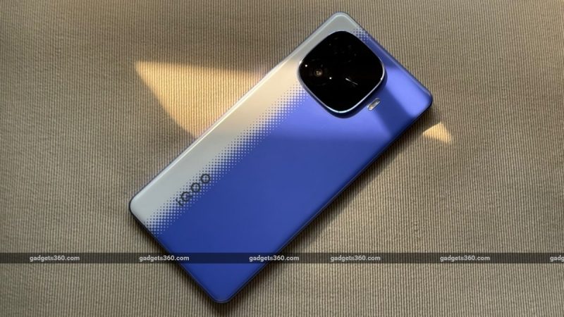 Global iQOO Neo 10 Model Spotted on Geekbench With This Chipset