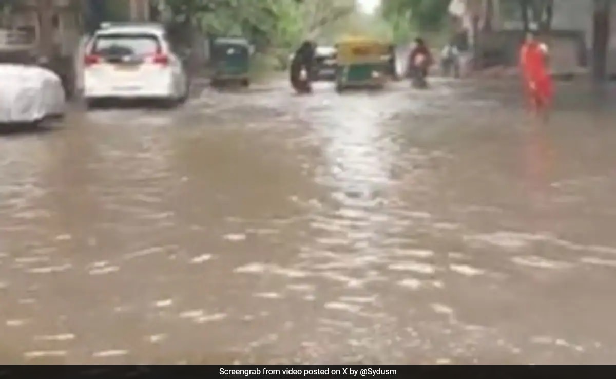 Water Park Or Public Pool? Gurugram Residents' Hilarious Take On Waterlogging