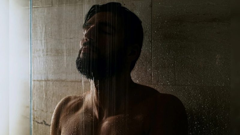 Microbiologist Reveals The Surprising Truth About Morning Vs Night Showers