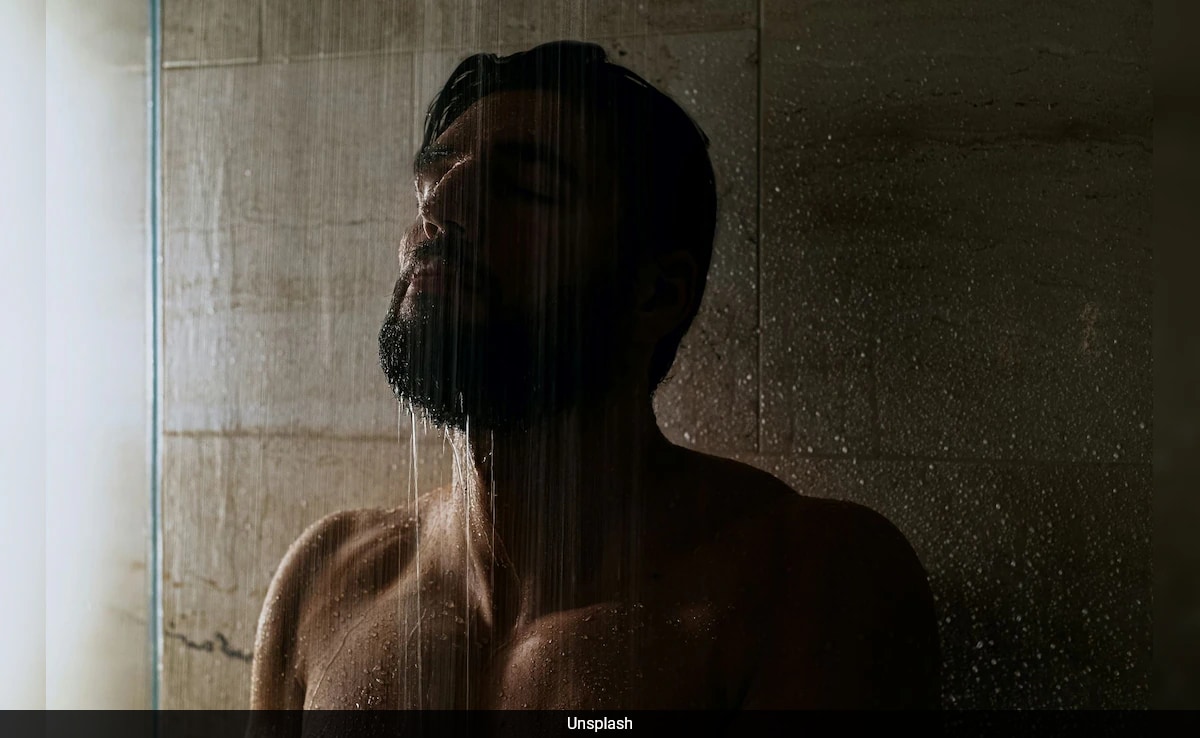 Microbiologist Reveals The Surprising Truth About Morning Vs Night Showers