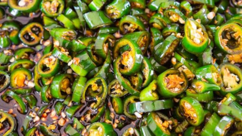 Mirchi Ka Achaar Just Got A Whole Lot Better! Try This Maharashtrian Version Today