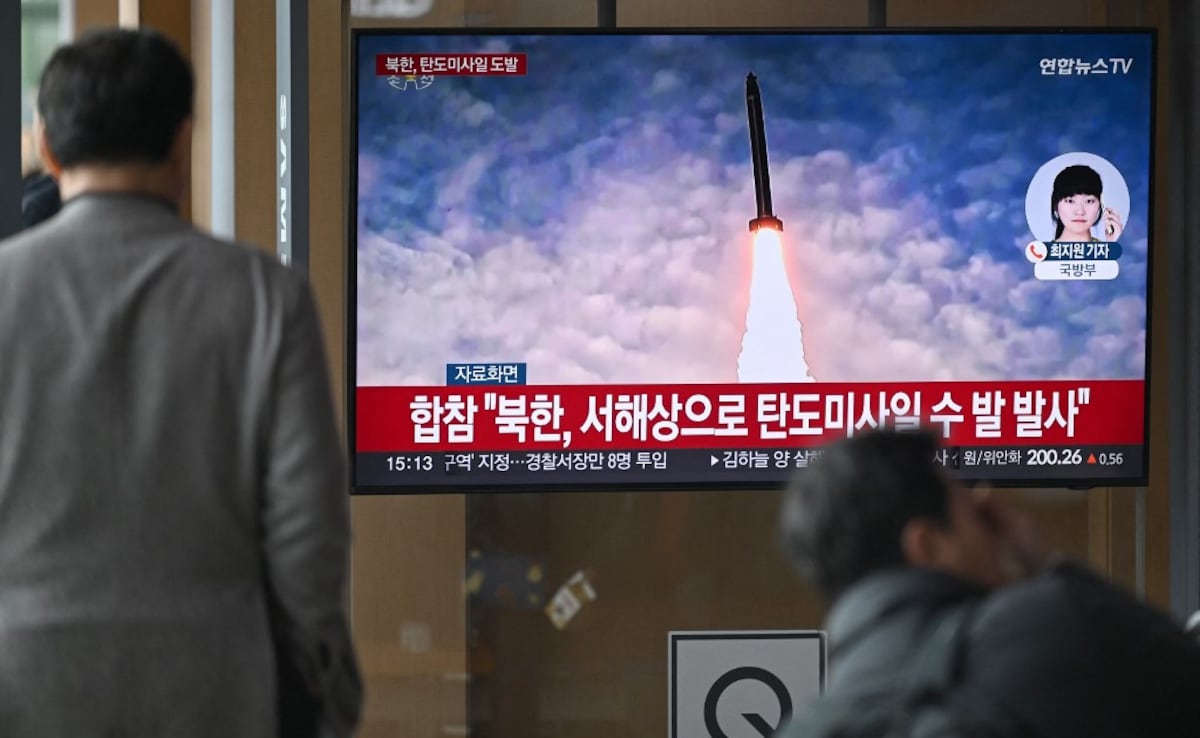 North Korea Fires Ballistic Missile Into East Coast: South Korea