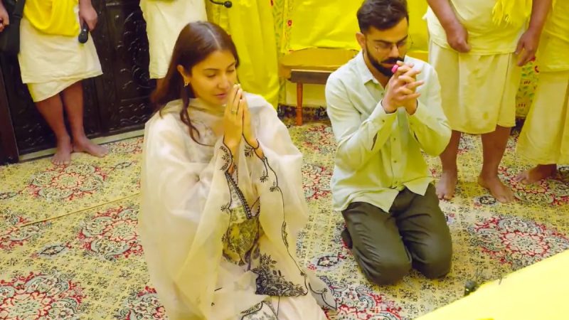 "<i>Prasann Ho?</i>": Virat Kohli Asked By Premanand Maharaj. His Reply, Then Anushka Sharma's Question