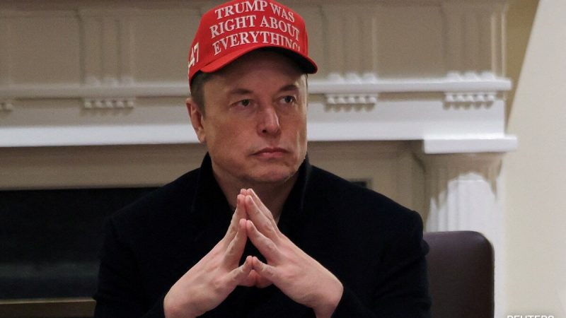 Putin's Spy Agency Used Sex, Drugs, To Exploit Musk, Claims Ex-FBI Agent