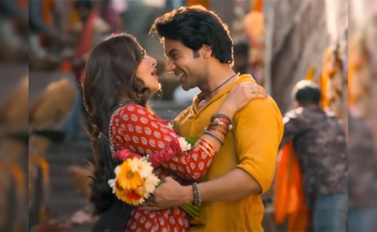 Review: Bhool Chuk Maaf Wallows In A Welter Of Errors