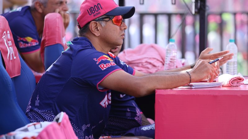 What Does Rahul Dravid Write In His Notebook? RR Coach Shares The Big Secret