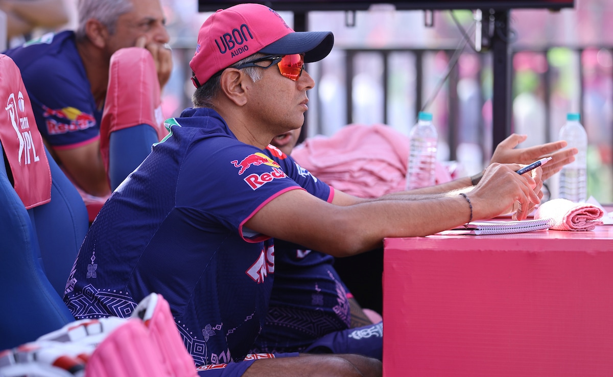 What Does Rahul Dravid Write In His Notebook? RR Coach Shares The Big Secret