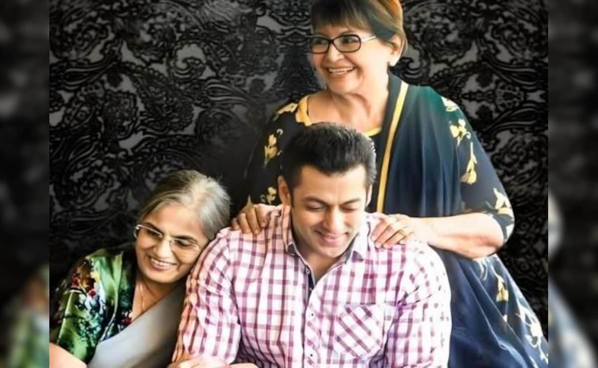 Mother's Day 2025: Salman In A Pic With "Best Mothers" Salma And Helen