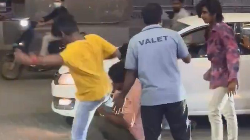 Watch: Youngsters create nuisance in Madhapur