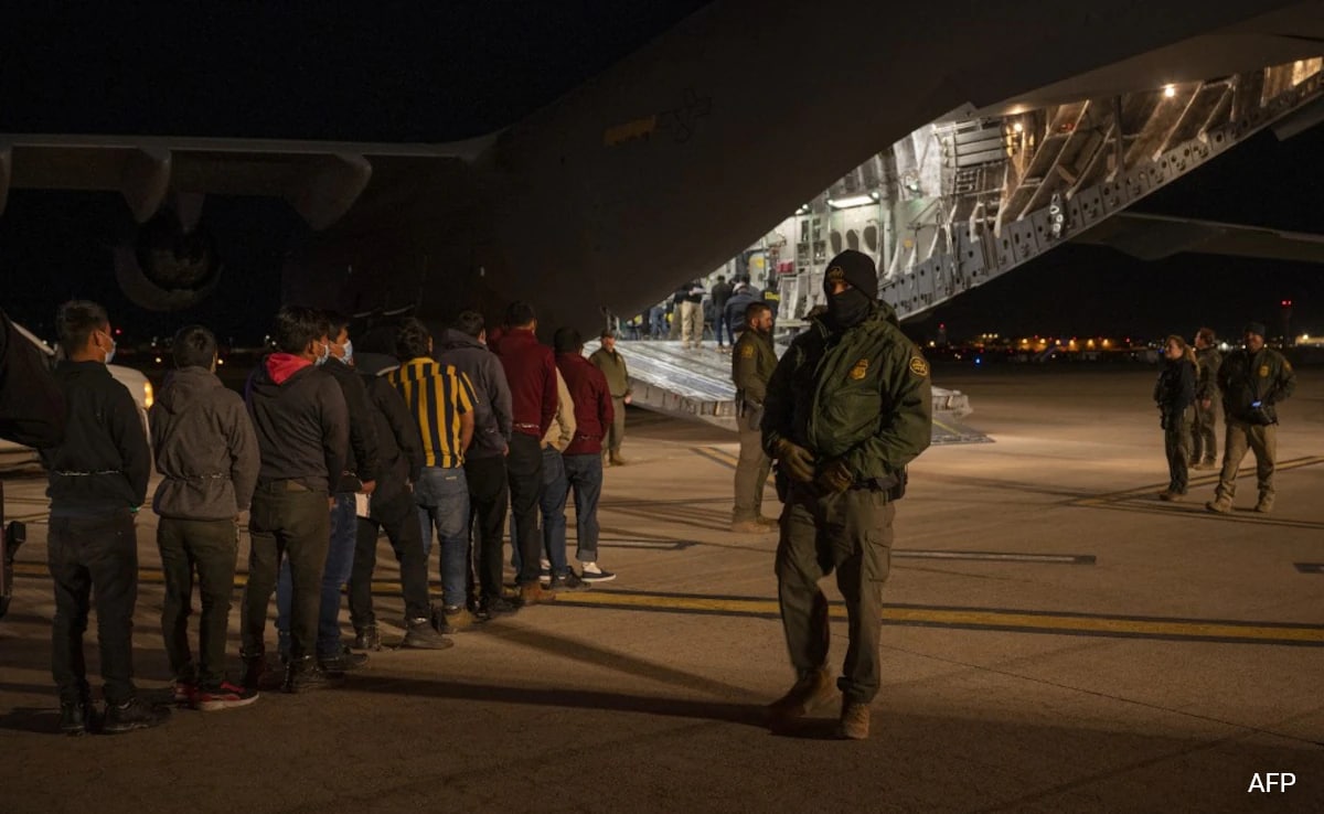 US Military Spent Over $21 Million On Deportation Flights This Year