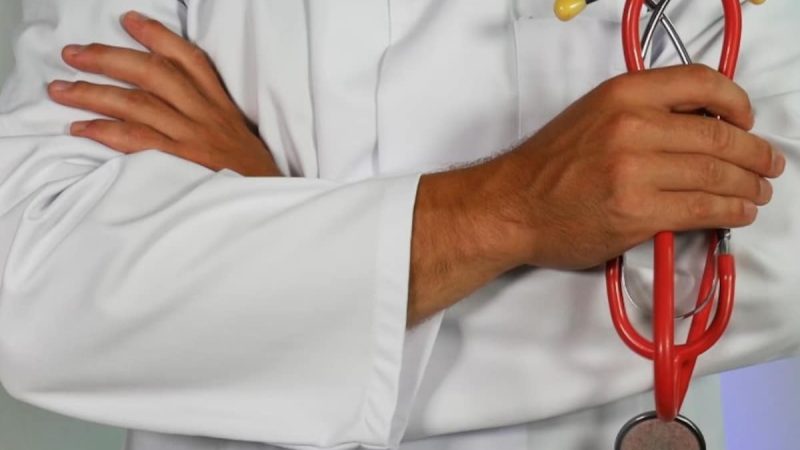 Chinese Doctor Advises Women To Look At Muscular Men For Mood Boost