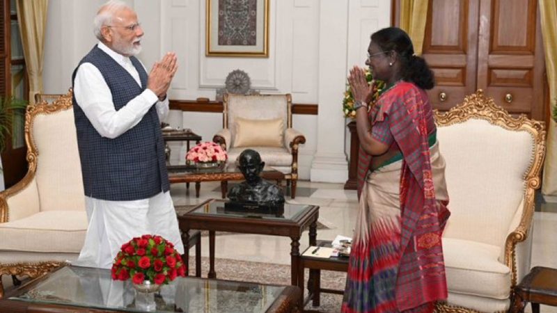 PM Modi briefs President Murmu on ‘Operation Sindoor’