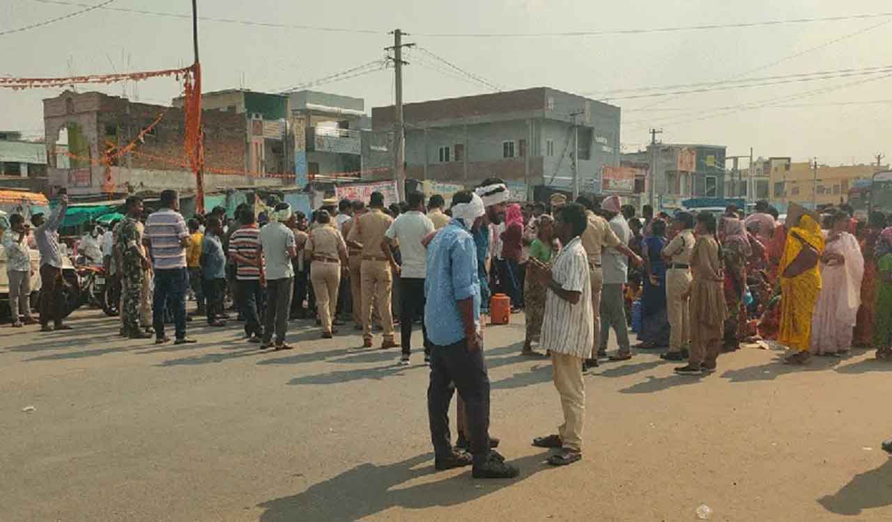 Telangana: SCCL mine blasts leave several injured, houses damaged