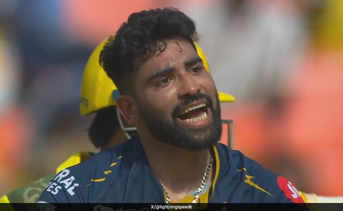 Mohammed Siraj Loses Cool After GT Star's Blunder. Ravi Shastri's Reaction Adds To Drama