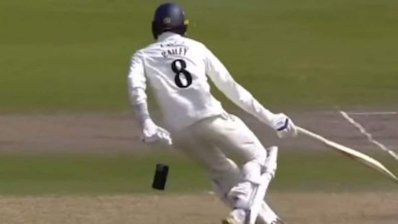 "Illegal, Surely?" Internet Left Stunned As Mobile Phone Slips Out Of Cricketer's Pocket Mid-Match