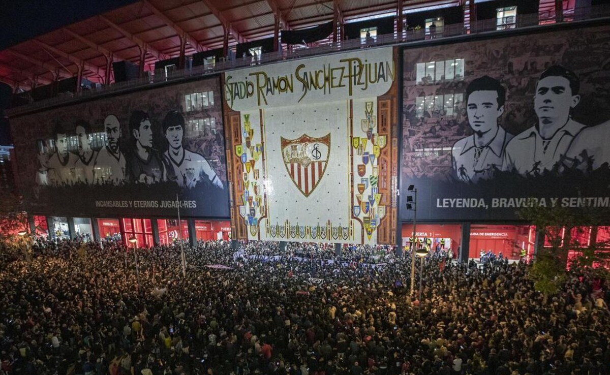 Angry Fans' Protest Force Players Of La Liga Club Sevilla FC To Sleep At Training Ground