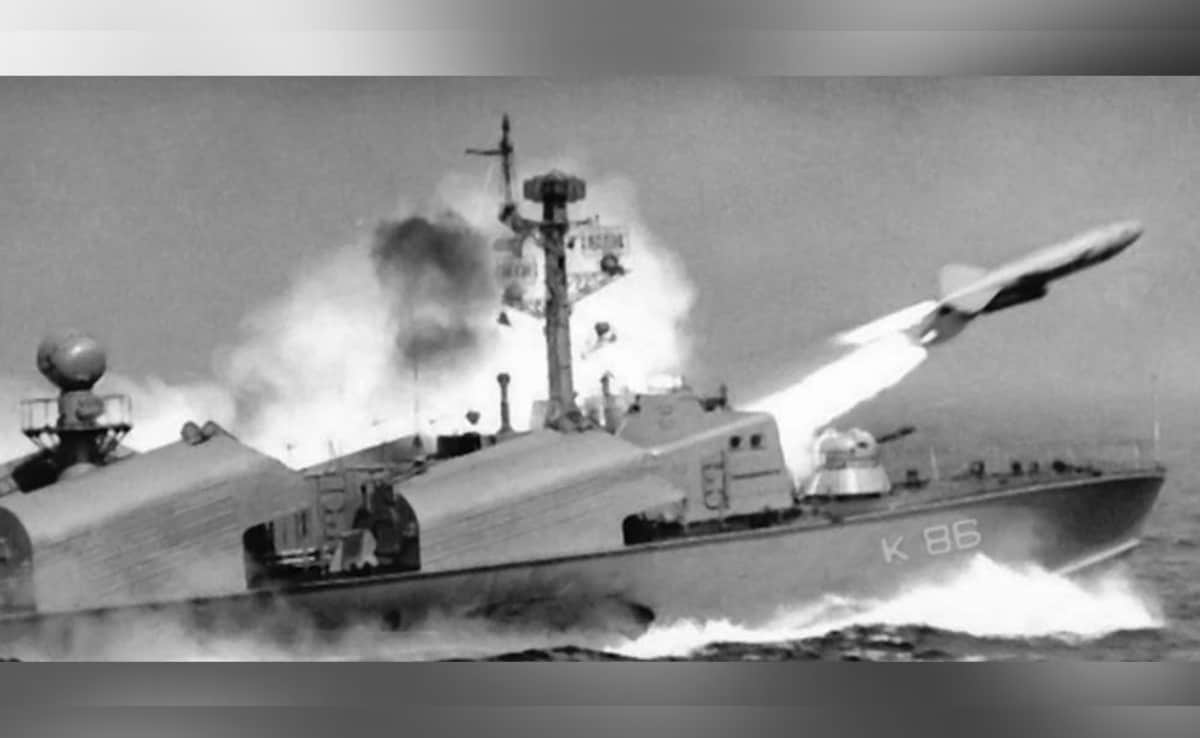 When Karachi Port Burned For Days In 1971 – Courtesy Indian Navy