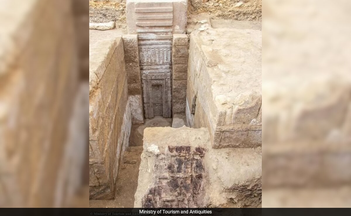 Archaeologists Unearth Mysterious Fake Door In 4,000-Year-Old Egyptian Tomb