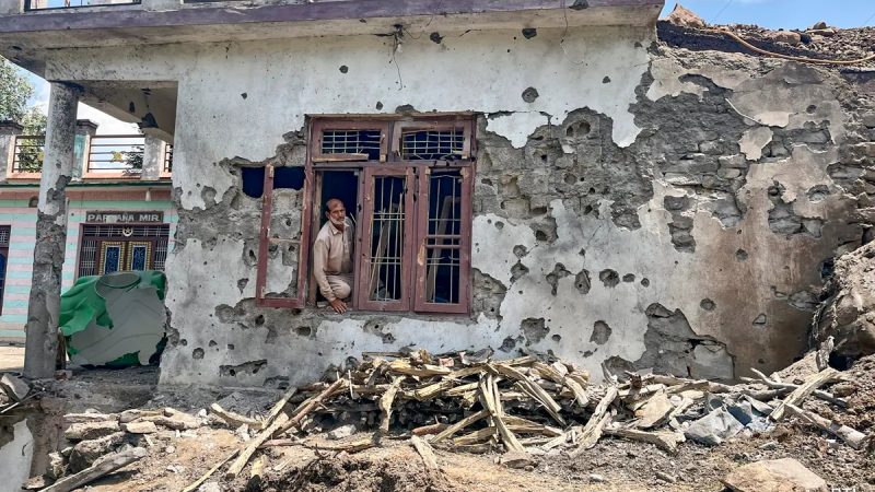J&K Lt Governor Announces Government Job For Family Of Shelling Victims