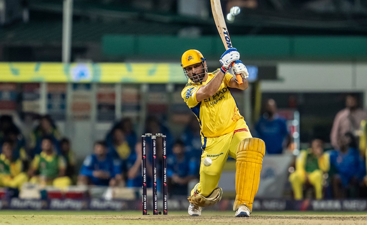 Watch: MS Dhoni Unleashes Vintage Mode With Fiery Six Off Andre Russell As CSK Beat KKR