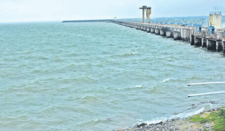 Telangana: Gummadi Narsaiah seeks water for Yellandu on priority