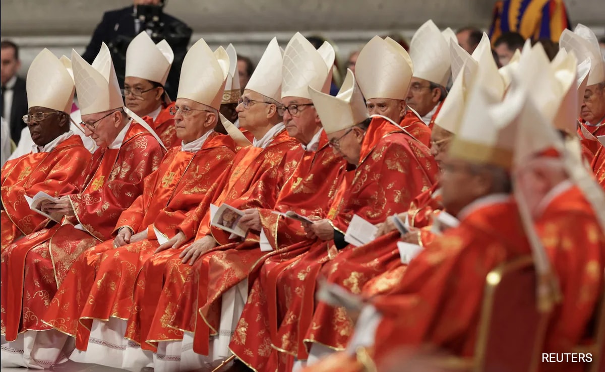 Cardinals Enter Sistine Chapel For Secret Conclave To Elect New Pope