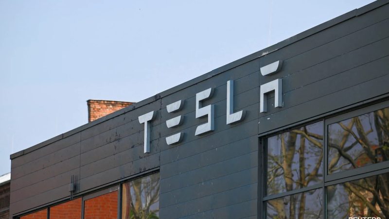 Tesla's India Head Resigns As Company Prepares For Country Launch: Report