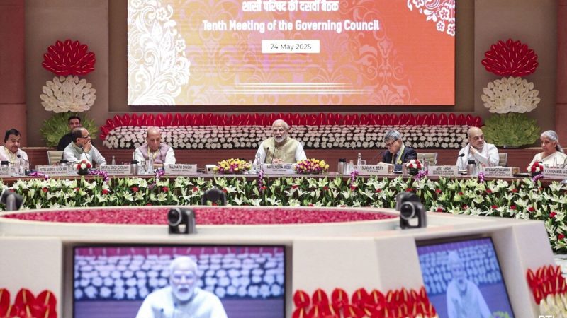 Remove Policy Bottlenecks, Increase Development Speed: PM To Chief Ministers