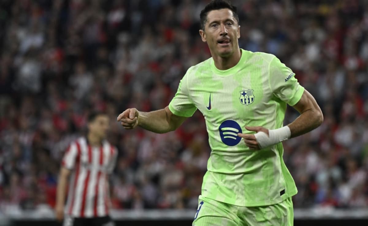 Robert Lewandowski Passes Century As champions Barcelona Sign Off In Style