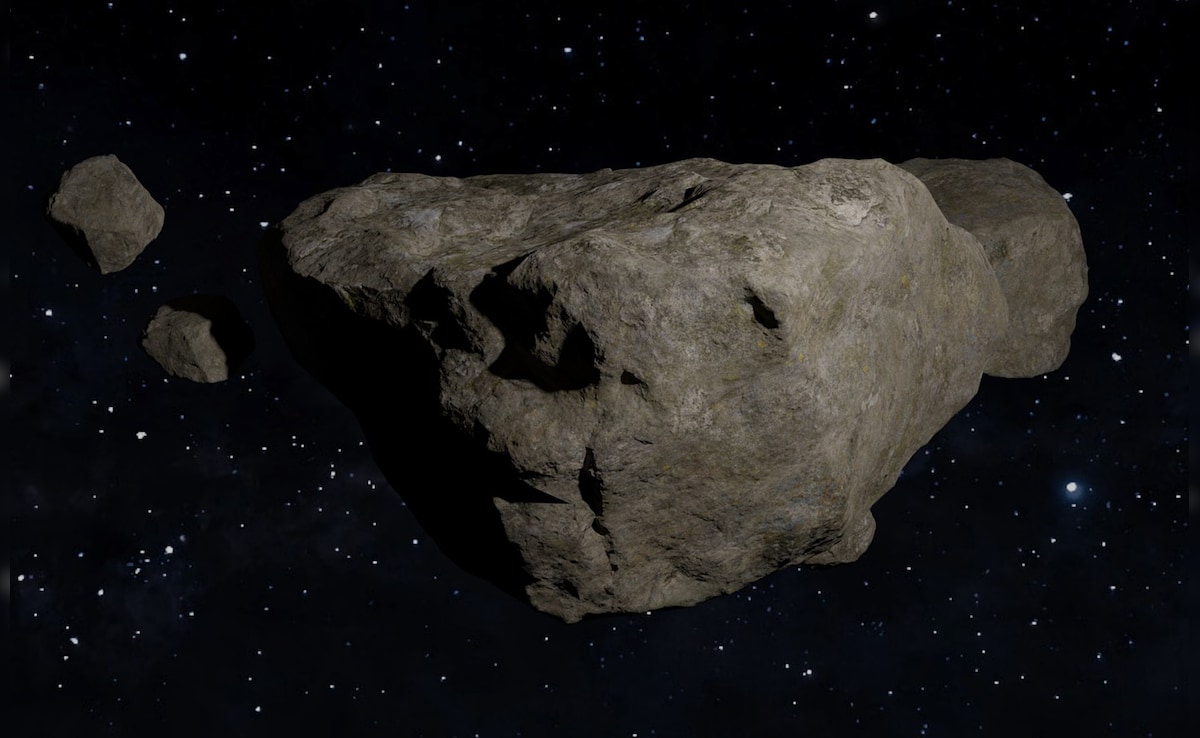 'Minimoons': Rock Circling Near Earth Could Be A Chunk Of The Moon