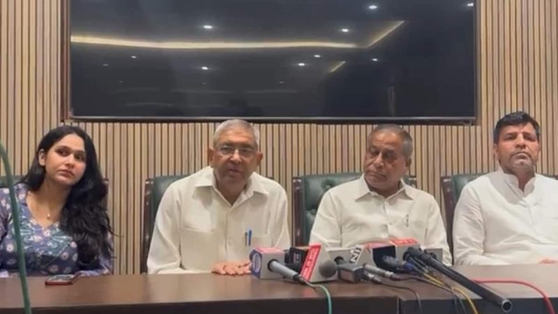 15 Delhi Councillors Resign From AAP, Form 'Indraprastha Vikas Party'