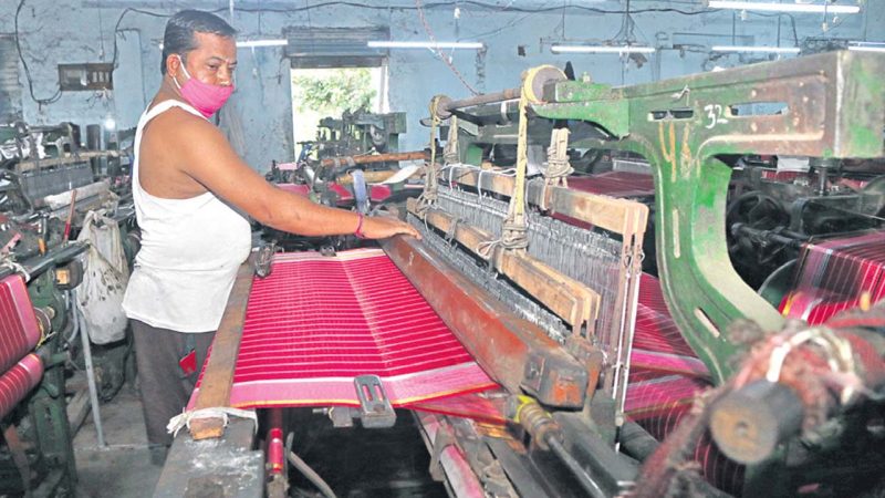 Telangana handloom weavers apprehensive of hurdles in loan waiver scheme